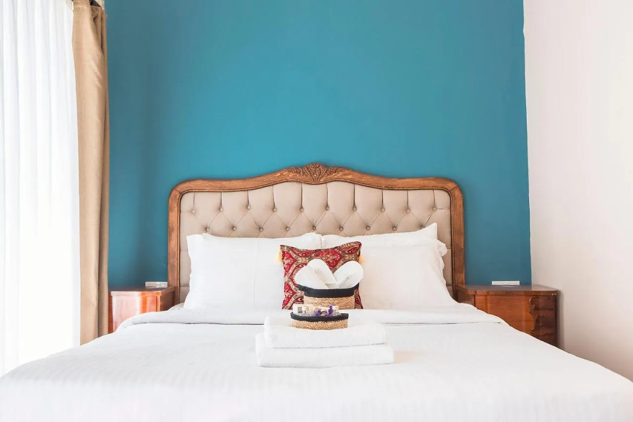 Mastik Koyici Hotel Cesme